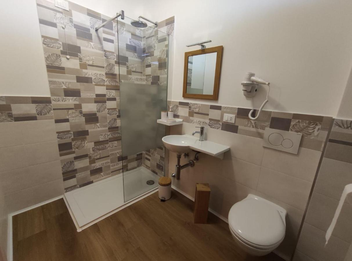 Loremi Rooms Термолі Екстер'єр фото