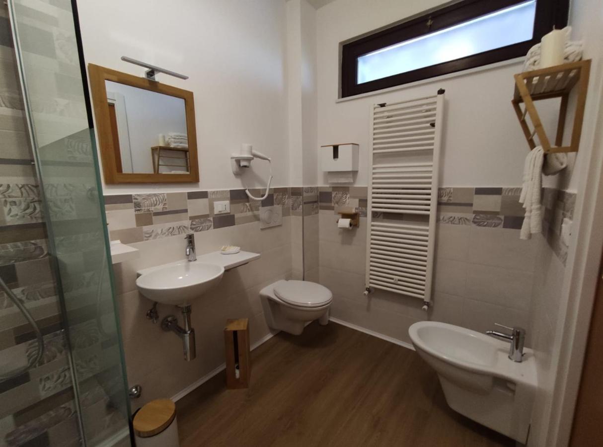 Loremi Rooms Термолі Екстер'єр фото